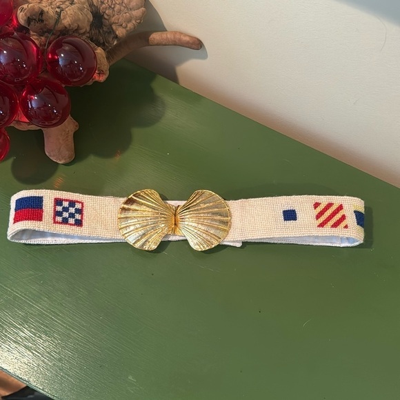 Mimi di N vintage 1973 gold shell buckle with hand stitch nautical belt - Picture 1 of 10